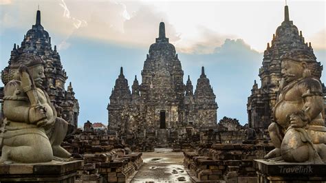 Candi Sewu - Mystisten Kuvioiden Ja Upean Rakennustekniikan Mestariteos!