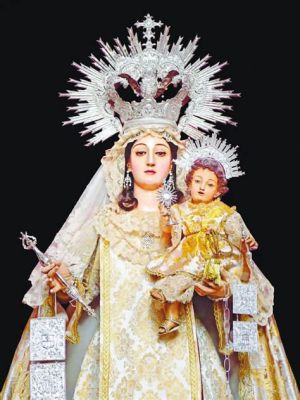  La Virgen de las Mercedes - Upeat Kultainen Sävyt ja Mystiset Katseet!